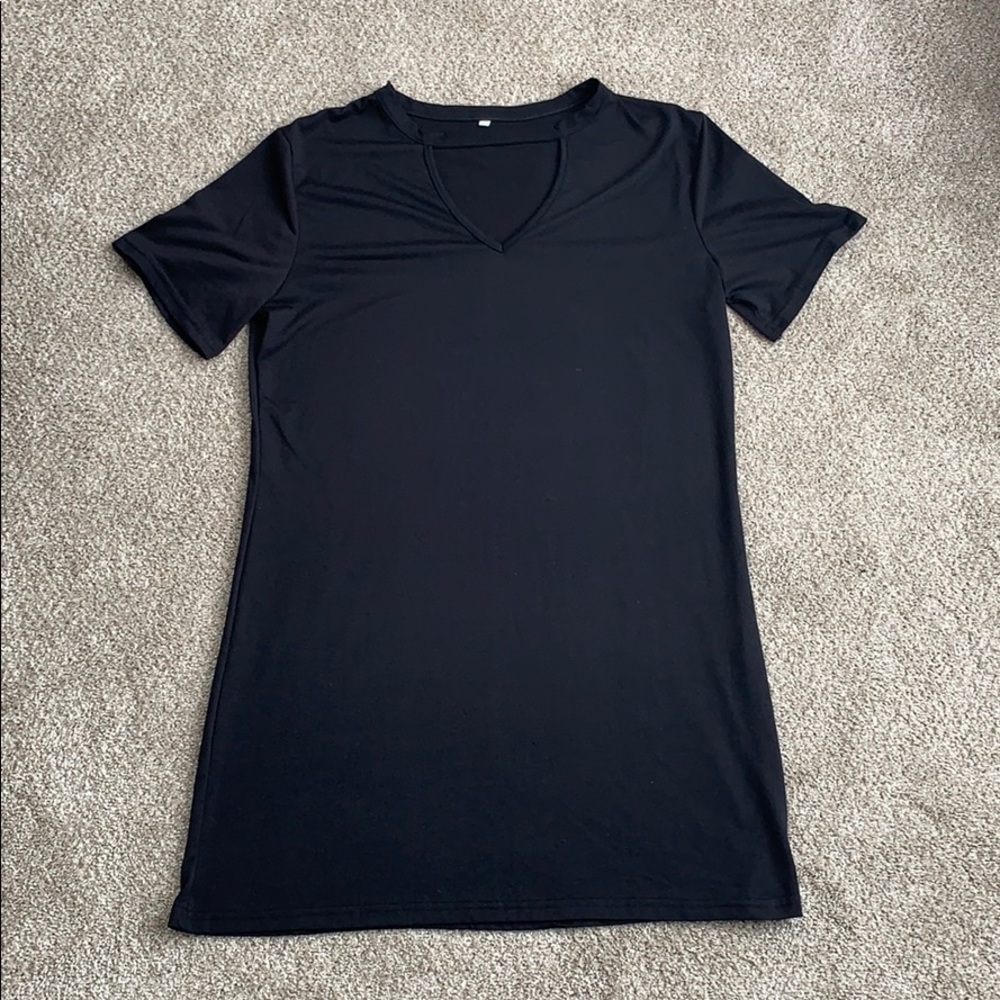 T-Shirt Dress - Picture 3 of 4